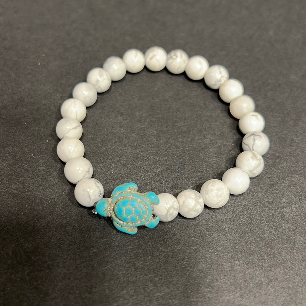 Stretchy Turtle Bracelet